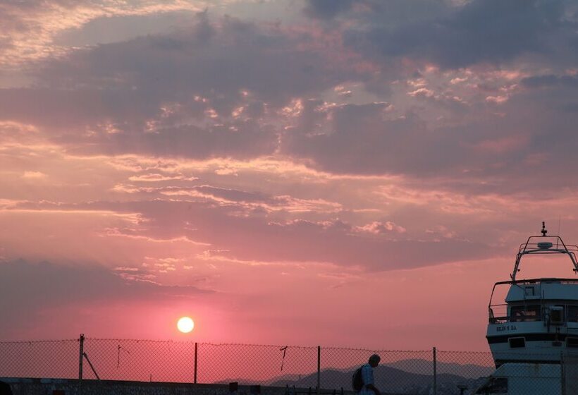 Unique Flat With Sea View At Edem Beach   A Seafront Property By Athenian Homes