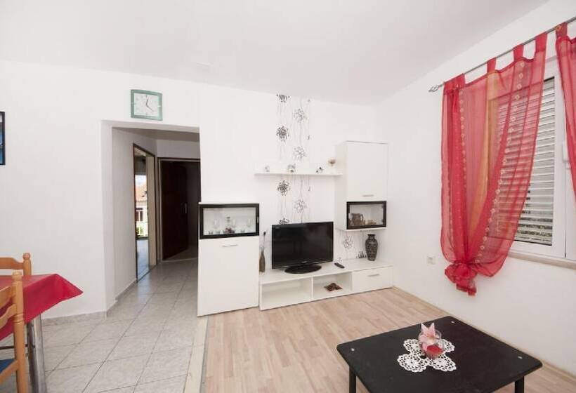 Apartments Jasenka Supetar