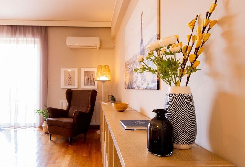 Athens Airport Lodge