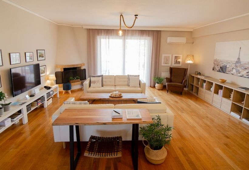 Athens Airport Lodge