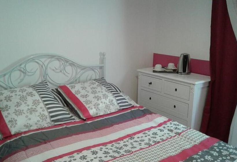 ベッドアンドブレックファースト Villa Appietto