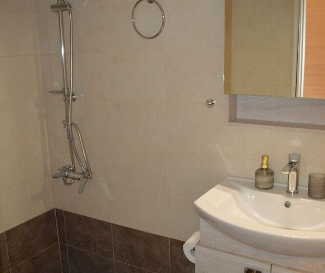 Best House Petit Pylos Messinias