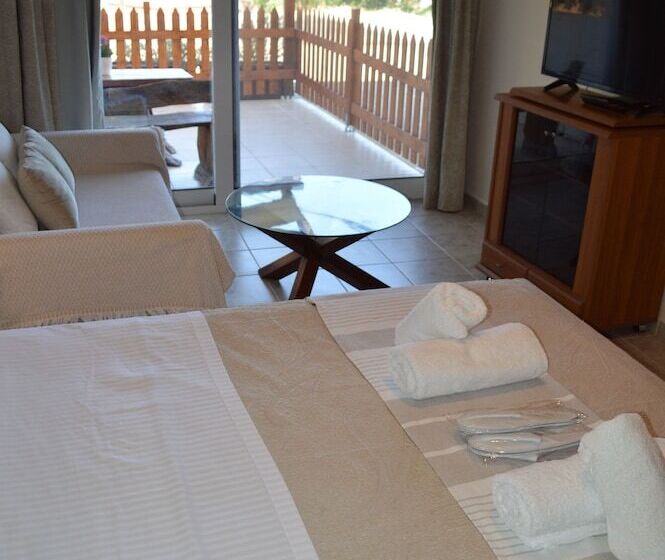 Best House Petit Pylos Messinias