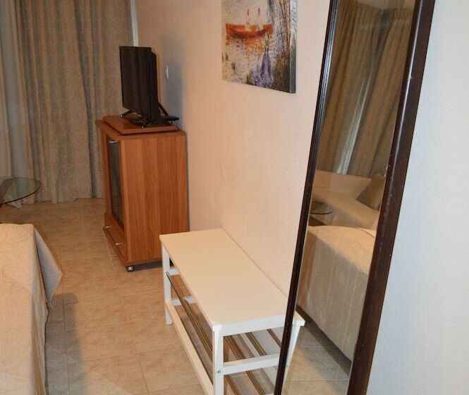 Best House Petit Pylos Messinias