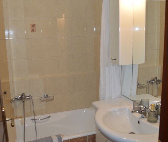 Best House Sea View Apartment