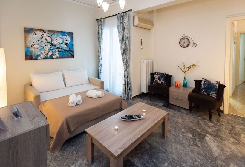 Blue Ark Athenian Nest