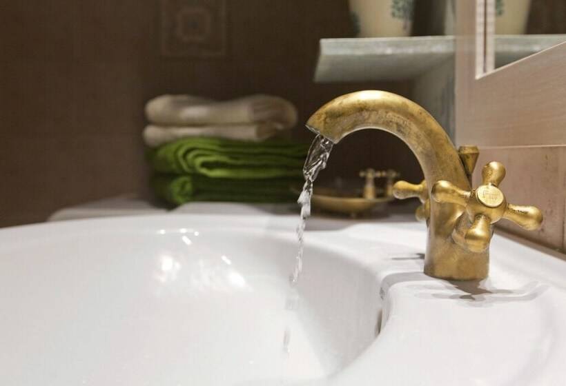 Casa Paleopolis Near Royal Baths Monrepo