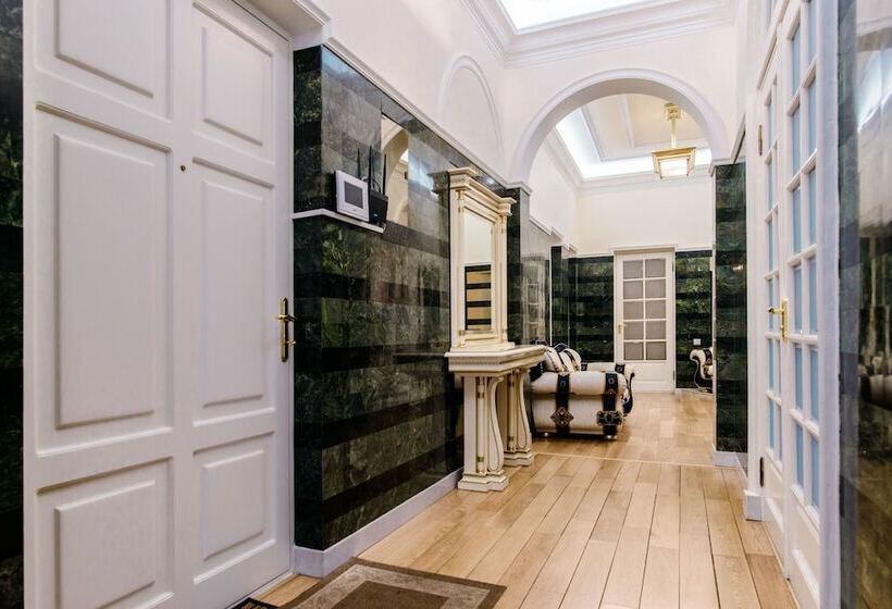 Funny Dolphins Apartments Moscow City