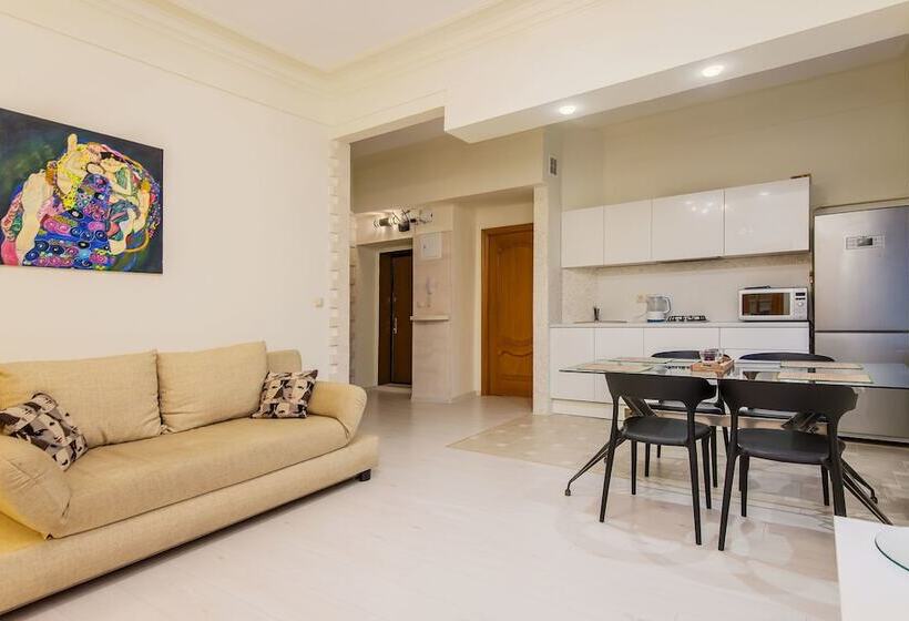 Gm Apartment Smolenskaya Sennaya 27