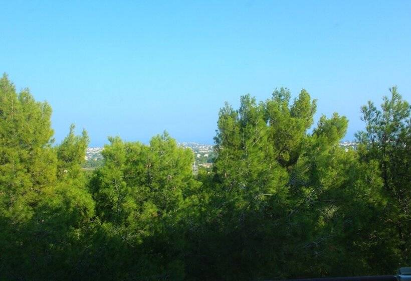 Levy S Place Athens Airport