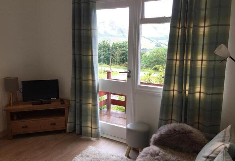 Loch Broom Cabins Seaviews& Petfriendly