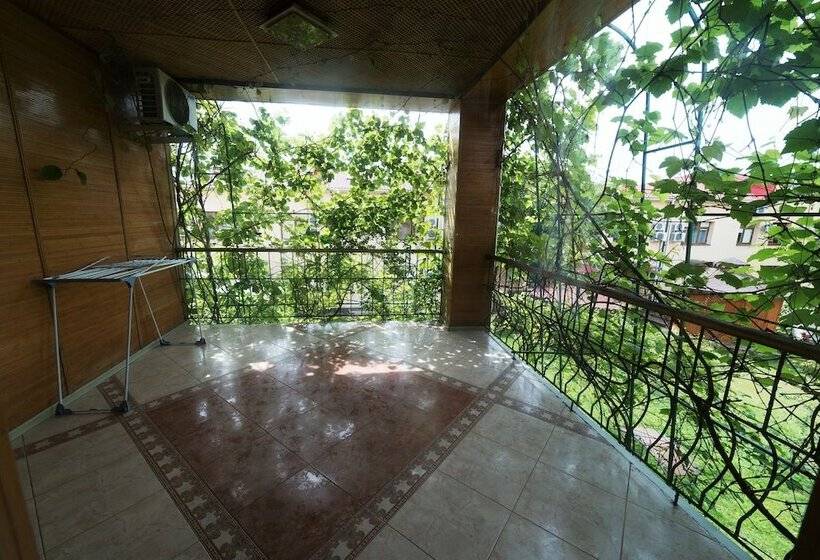 Orhideya Park Cottage