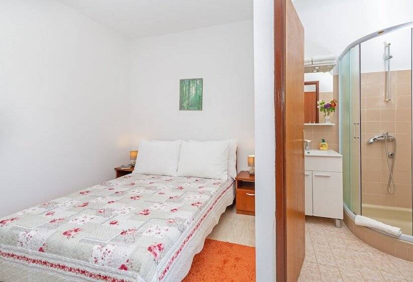 بنسيون Apartments Elica