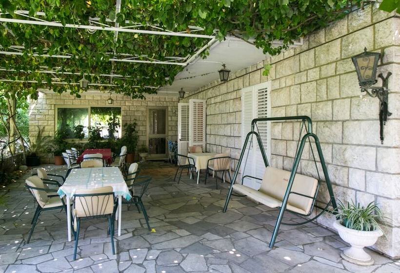 פנסיון Guest House Zec Lopud