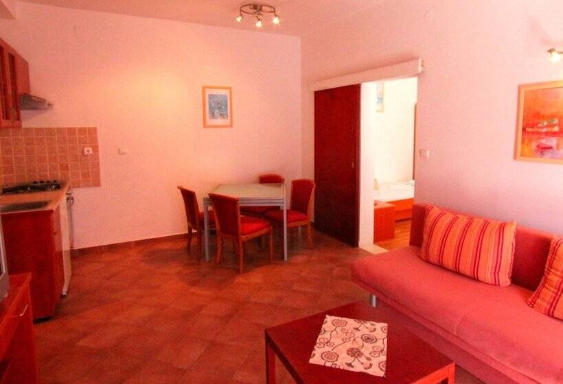 פנסיון Guest House Zec Lopud