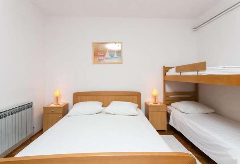 פנסיון Guest House Zec Lopud