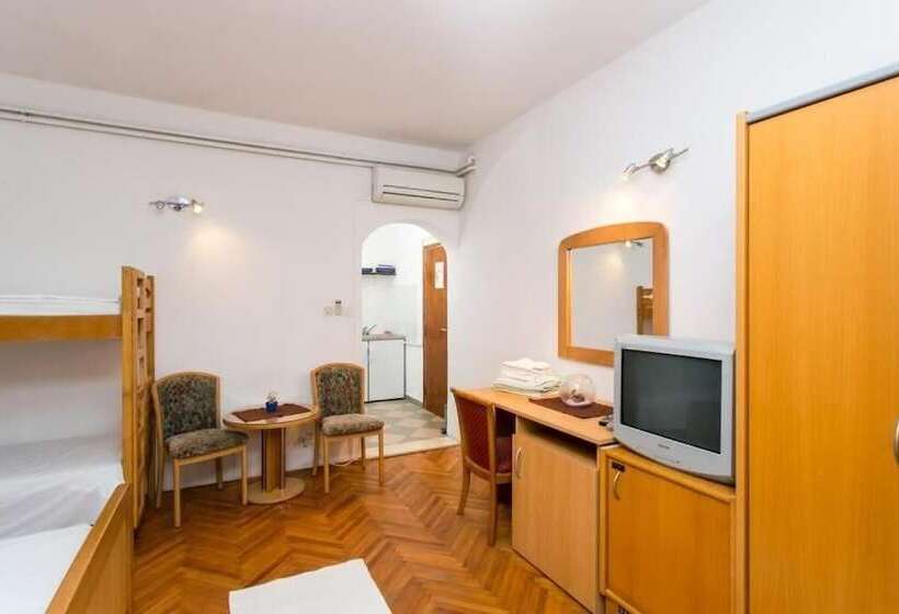 펜션 Guest House Zec Lopud