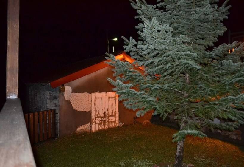 ペンション Eleni S Guesthouse