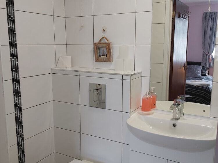 Pension (Hôtel basse catégorie) Simerock Guest House