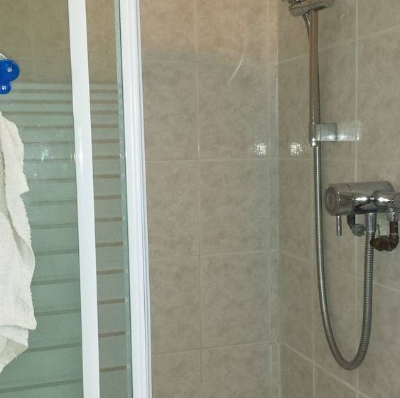 Pension (Hôtel basse catégorie) Simerock Guest House