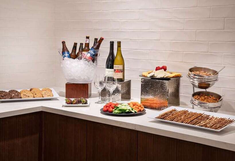 Coast Seattle Downtown Hotel By Apa