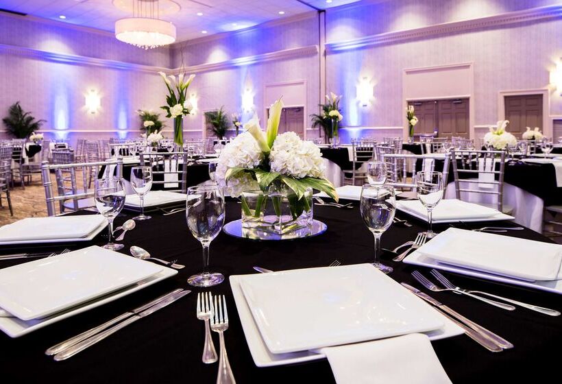 Doubletree By Hilton Hotel Jacksonville Riverfront