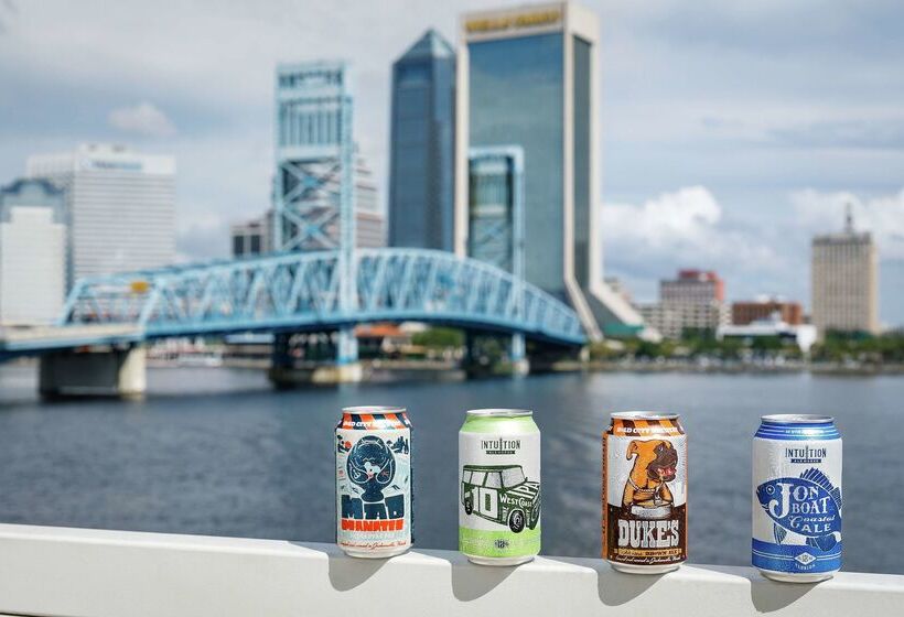 Doubletree By Hilton Hotel Jacksonville Riverfront