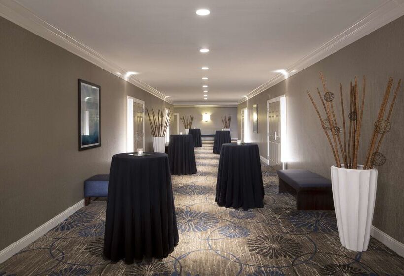 Doubletree By Hilton Hotel Jacksonville Riverfront