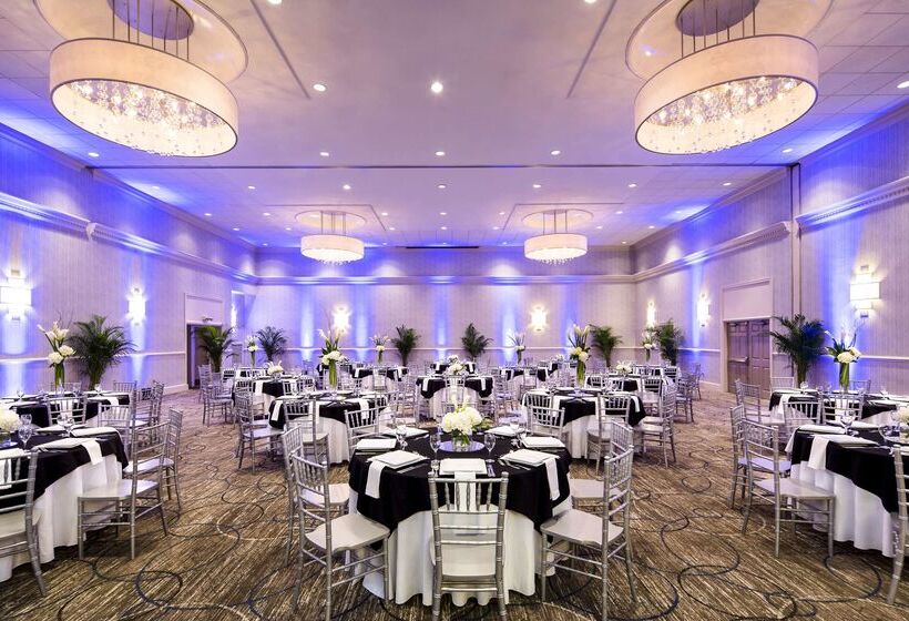 Doubletree By Hilton Hotel Jacksonville Riverfront