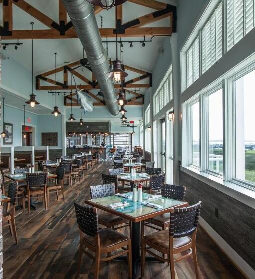 Harborside At Charleston Harbor Resort And Marina