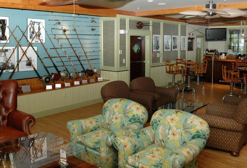 Harborside At Charleston Harbor Resort And Marina