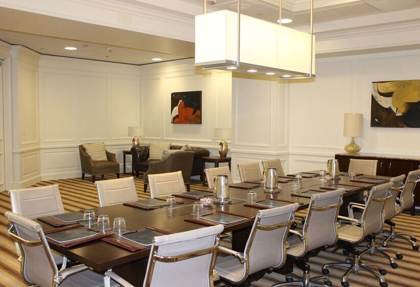 Hilton New Orleans Airport