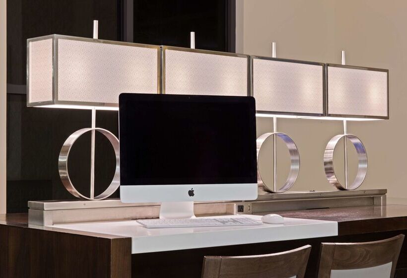 Hilton New Orleans Airport