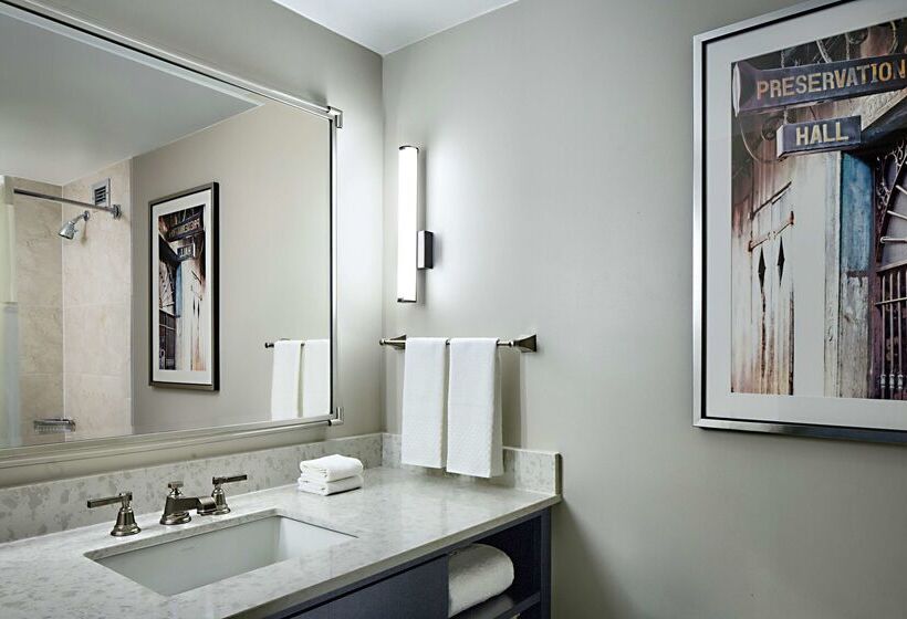 Hilton New Orleans Airport