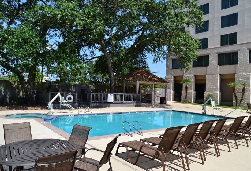 Hilton New Orleans Airport