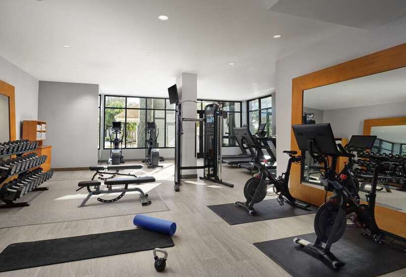 Hilton New Orleans Airport