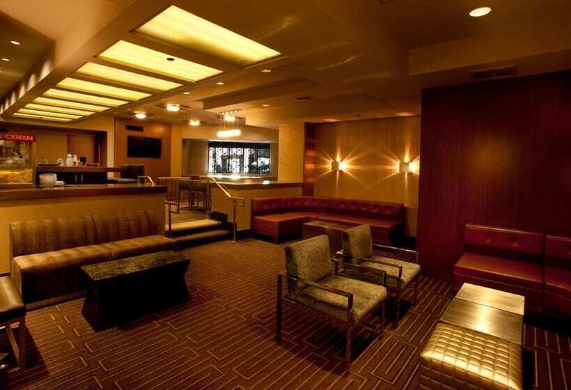 Hilton Palm Springs Resort