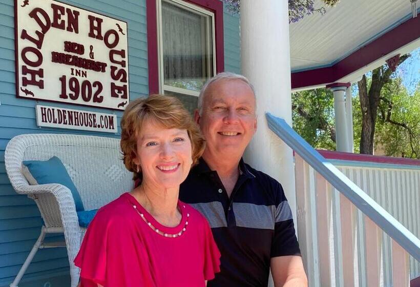 Holden House 1902 Bed & Breakfast Inn