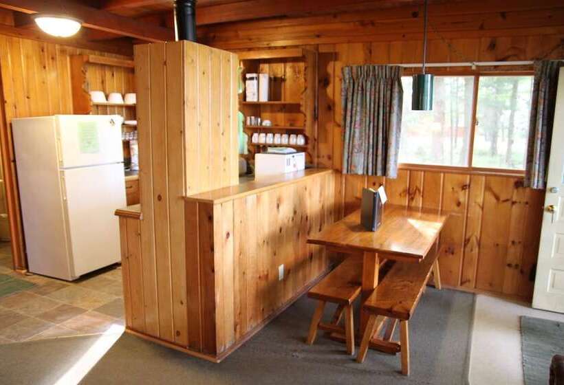 Holiday Acres Resort