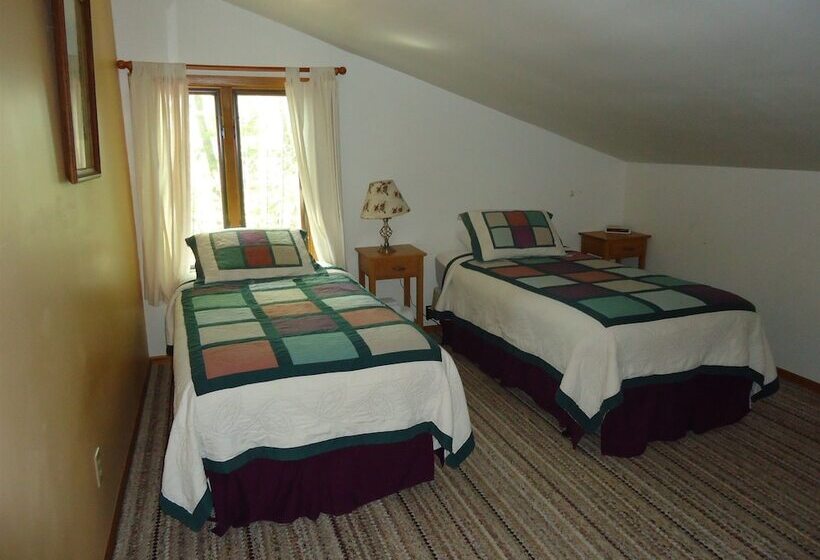 Holiday Acres Resort