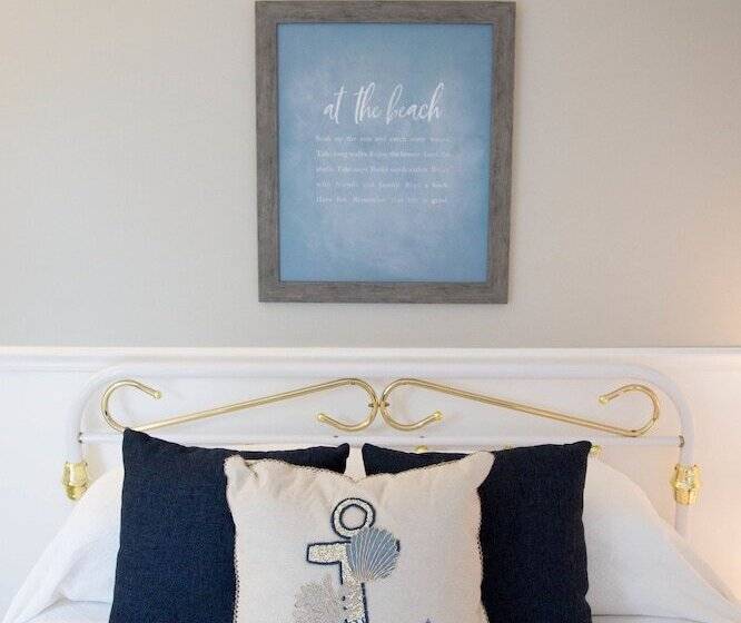 فندق Allen Harbor Rentals