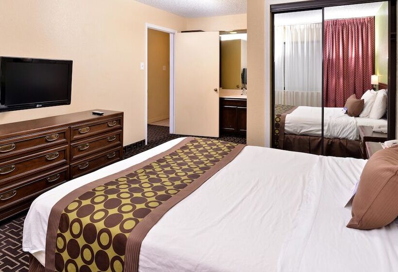 Отель Americas Best Value Inn & Suites Extended Stay Tulsa