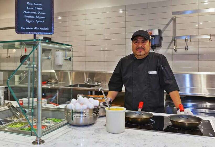 فندق Auburn Hills