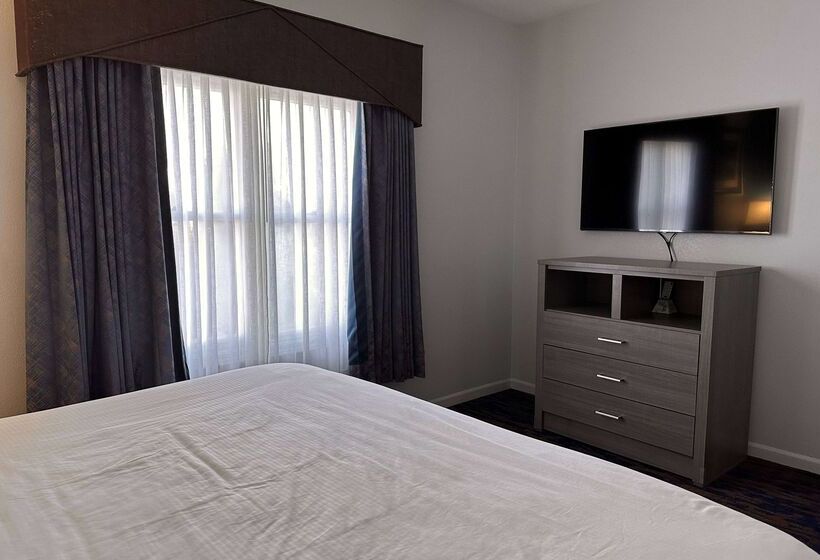 فندق Baymont By Wyndham Indianapolis Northwest