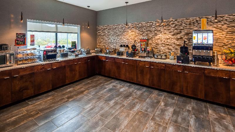 هتل Best Western Harbour Inn & Suites Huntington   Sunset Beach