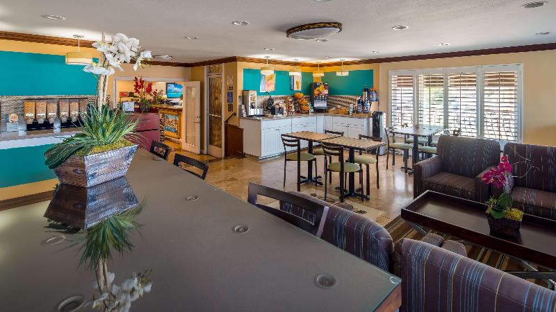 هتل Best Western Harbour Inn & Suites Huntington   Sunset Beach