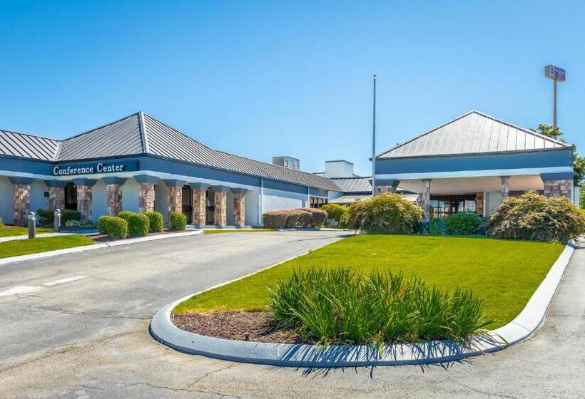 هتل Comfort Inn & Suites Chattanooga East Ridge