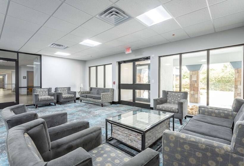 هتل Comfort Inn & Suites Chattanooga East Ridge