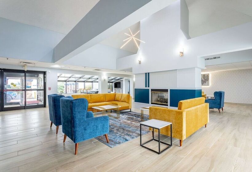 هتل Comfort Inn & Suites Chattanooga East Ridge