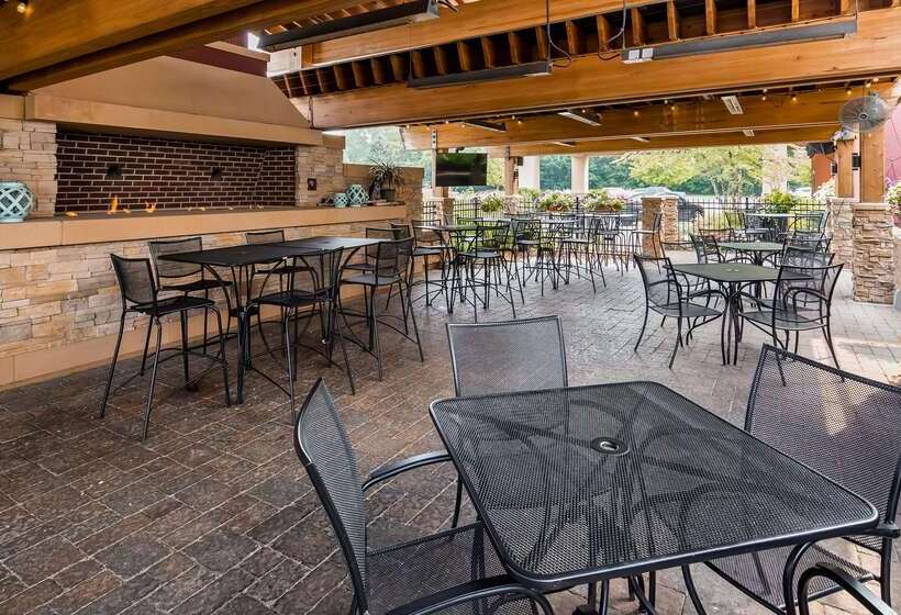 Отель Best Western Plus St. Paul North/shoreview